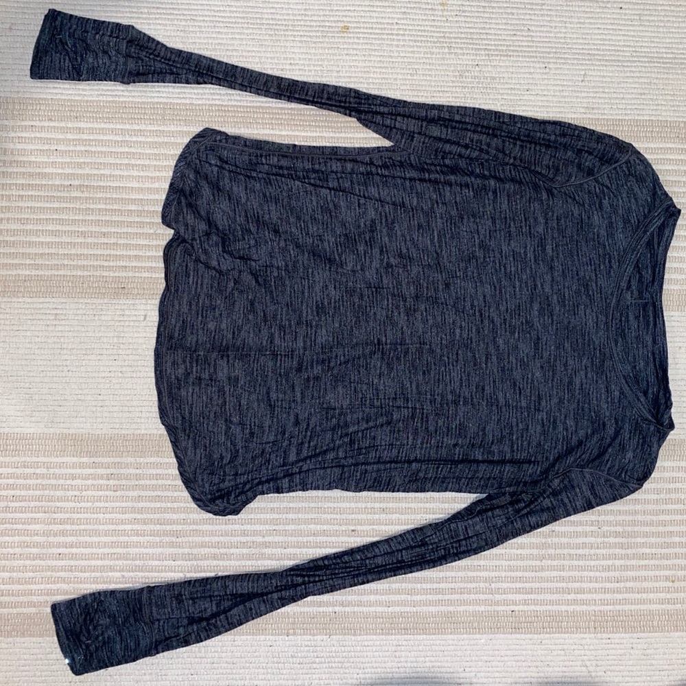 Lululemon athletic top